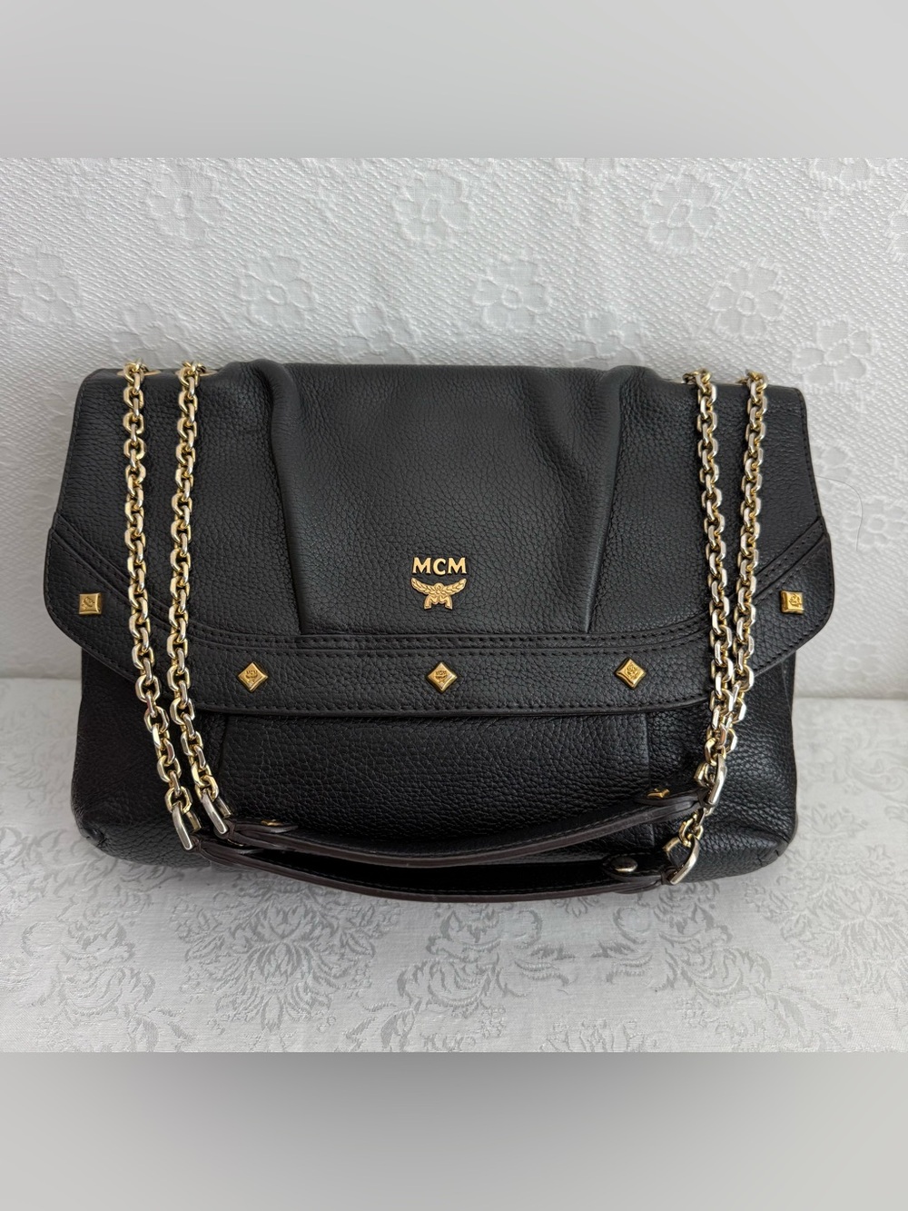 MCM Black Leather Shoulder/crossbody Bag with Gold Hardware